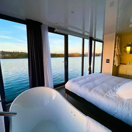 Botel L'escale Royale Port Ilon - Seine - Giverny Saint-Martin-la-Garenne
